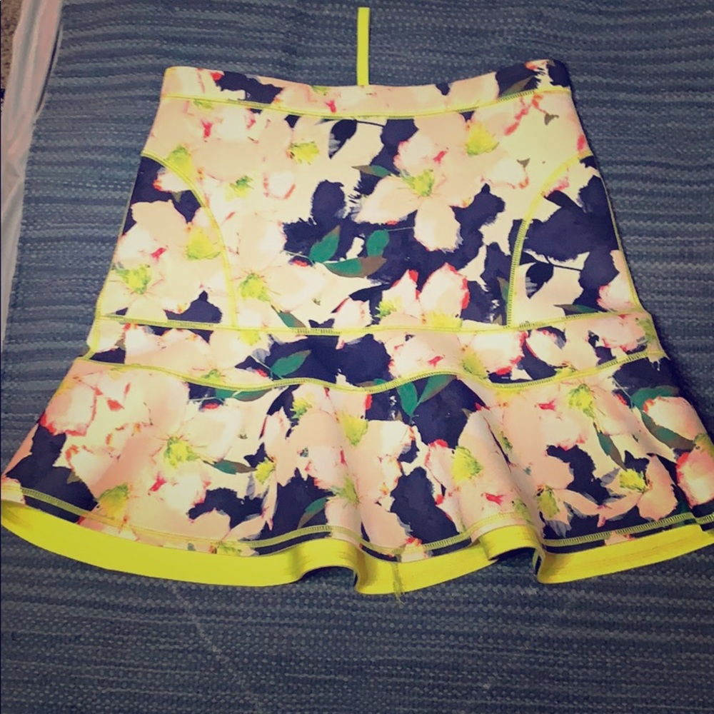 Floral high waisted mini skirt